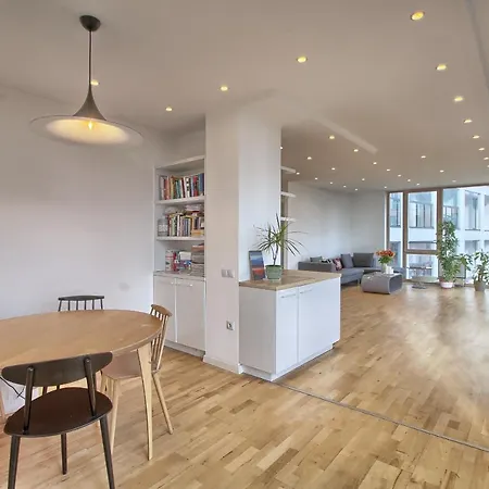 Opakopa Apartment